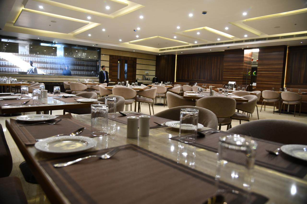 Hotel Avalon Inn Αμπικαπούρ Εξωτερικό φωτογραφία
